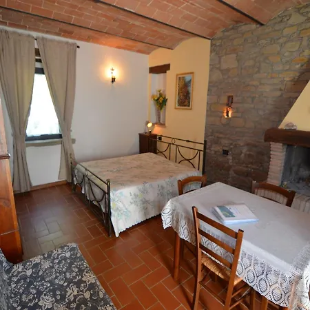 Ferienhaus Cozy Holiday In Italy With Garden