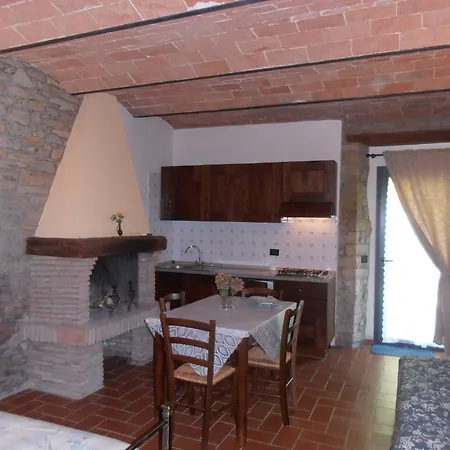 Cozy Holiday In Italy With Garden *