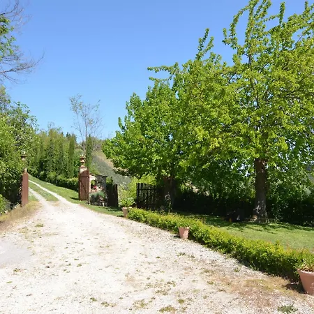 Cozy Holiday In Italy With Garden *